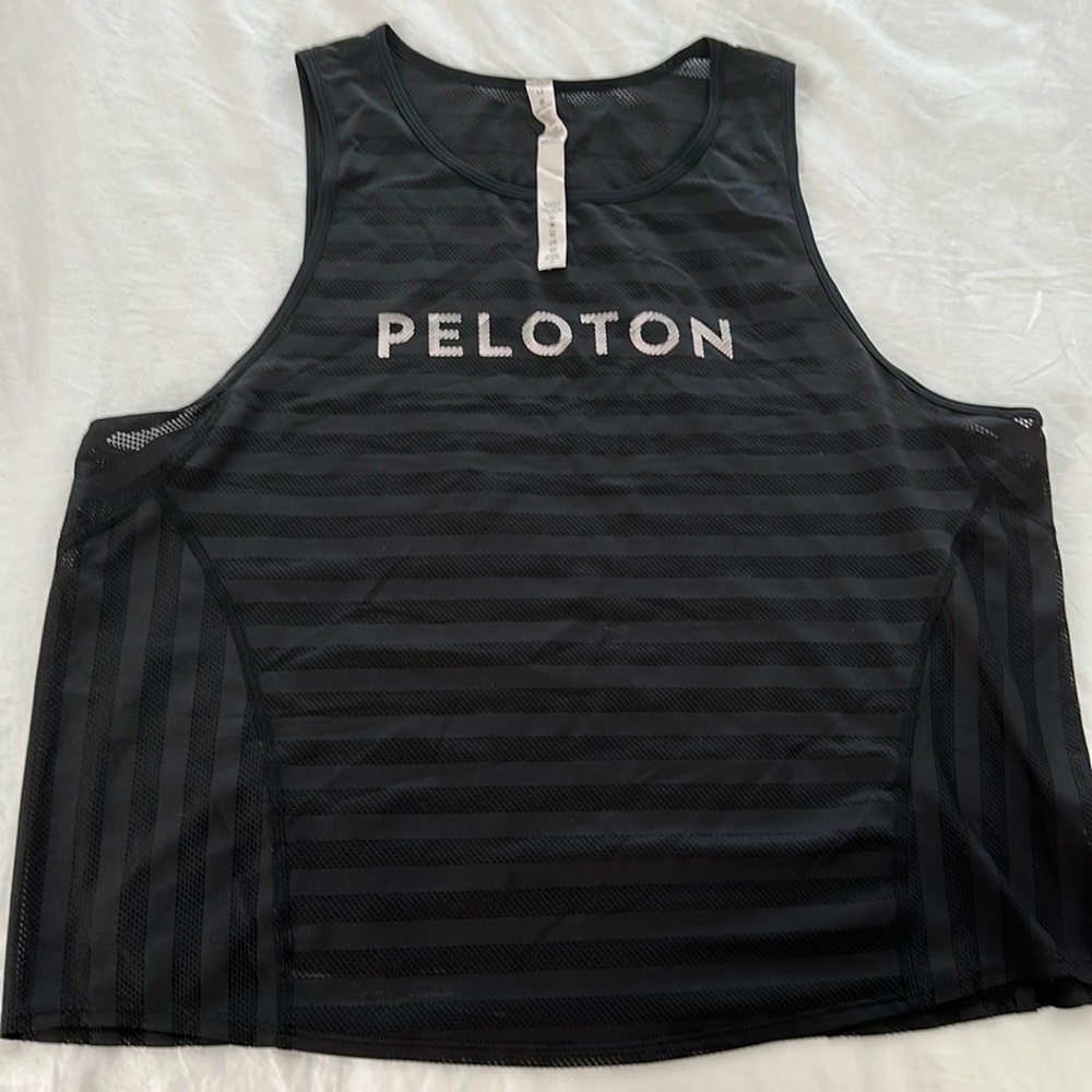 Peloton Lululemon Run Off & Running Tank 12